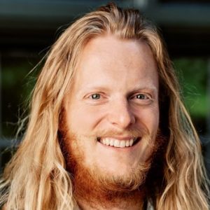 Portrait photo of Stephen Chignell