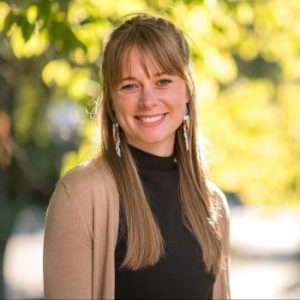 Portrait photo of Susanna Klassen